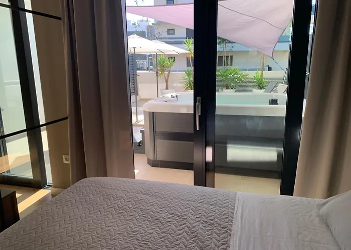 Capitol Suites